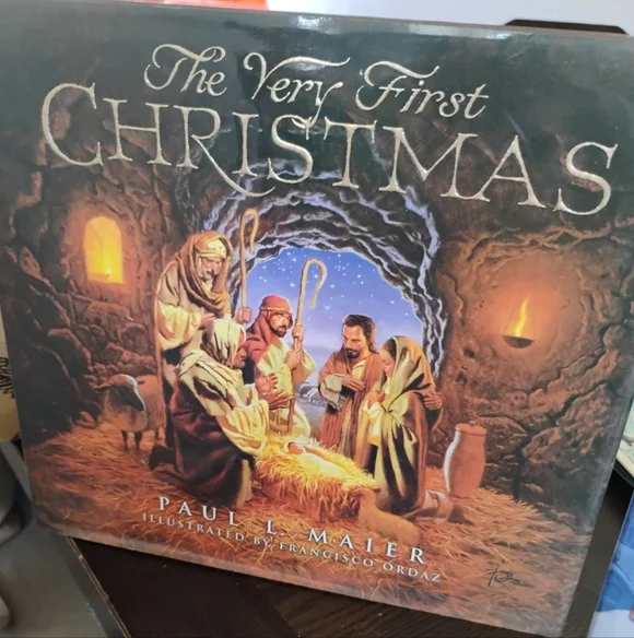 Christmas Books - Picture 1 of 1